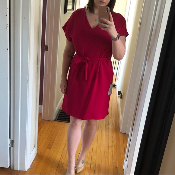 NEW - Le Chateau Dress - Picture 1 of 1